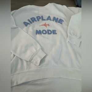 Vintage Havana White Sweatshirt with‎ Multicolor Accents